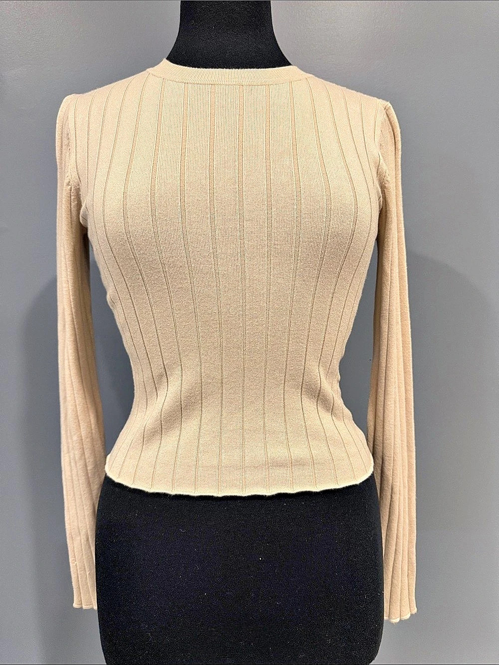 twik par Simons Ribbed Crew Neck Sweater Size Medium Like New